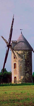 A country windmill